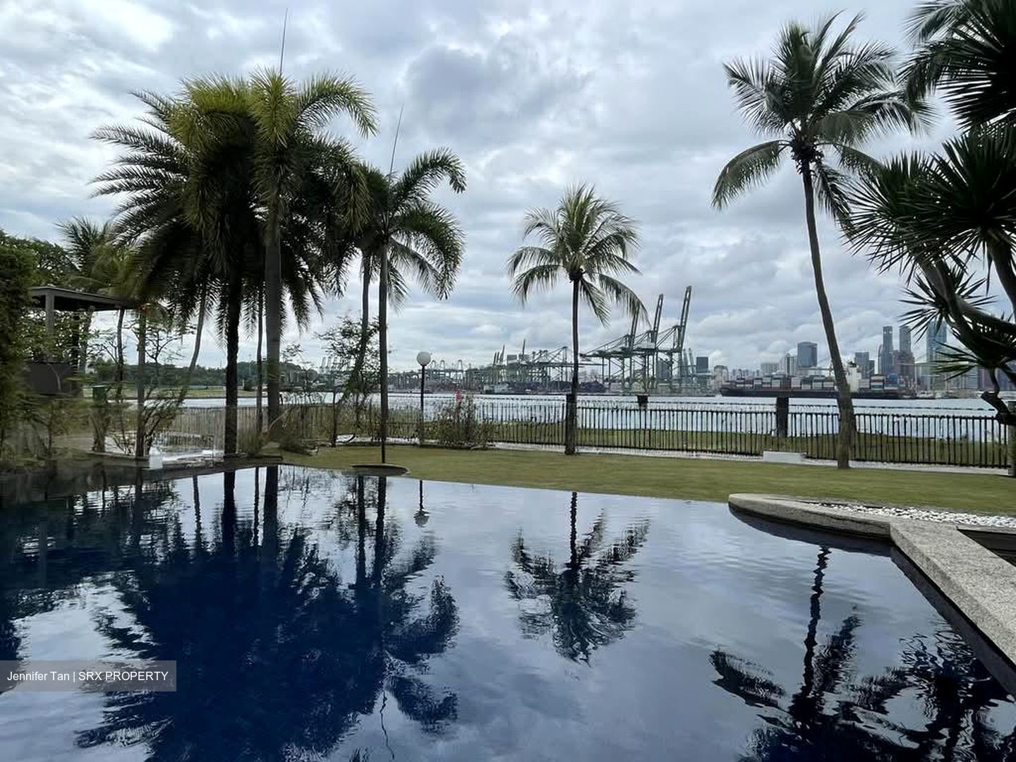 Ocean Drive (D4), Detached #570618531